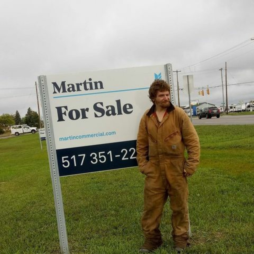 Meet your Posher, Martin